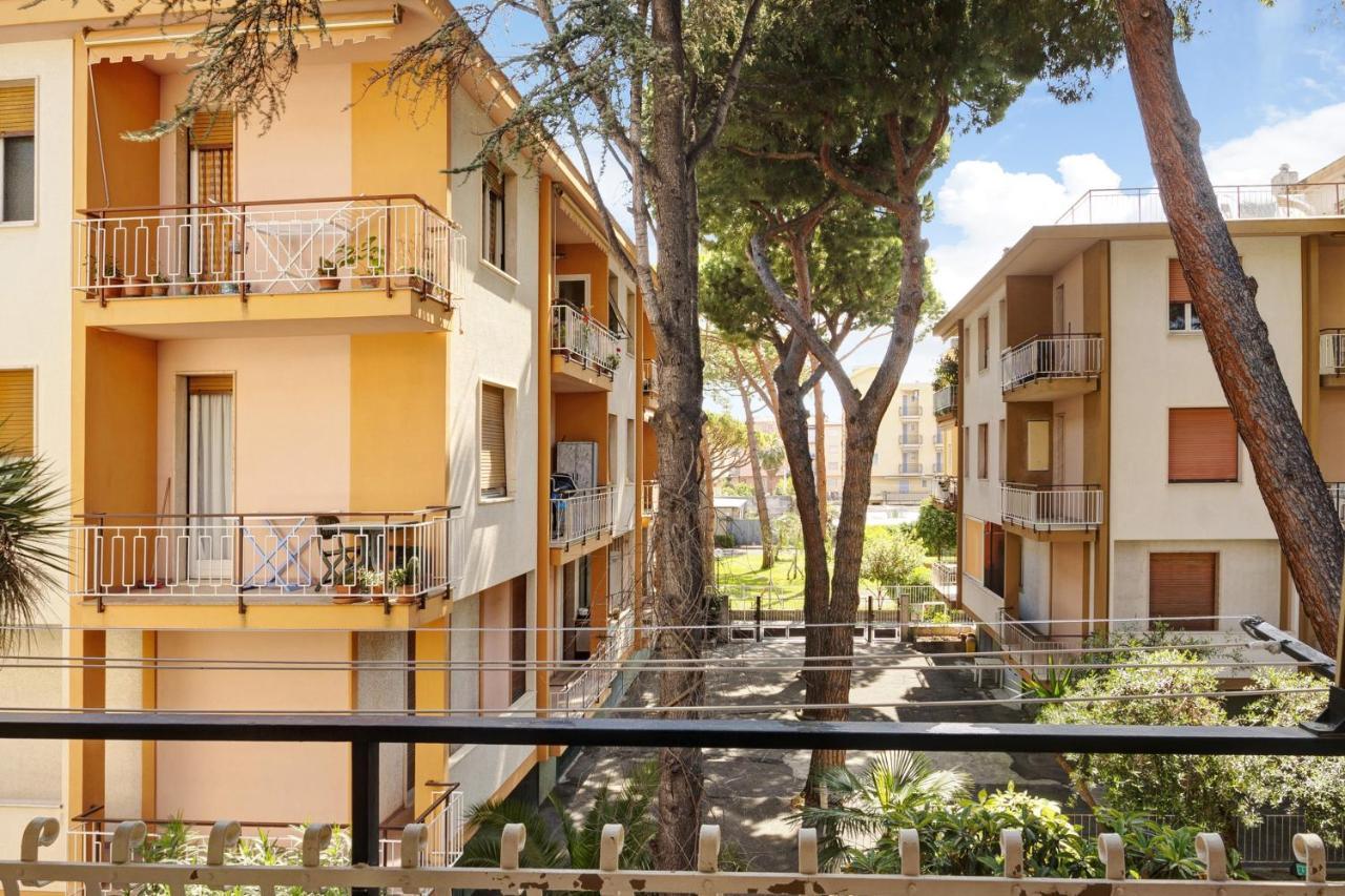 Casa Serena 12 Bordighera Exterior photo
